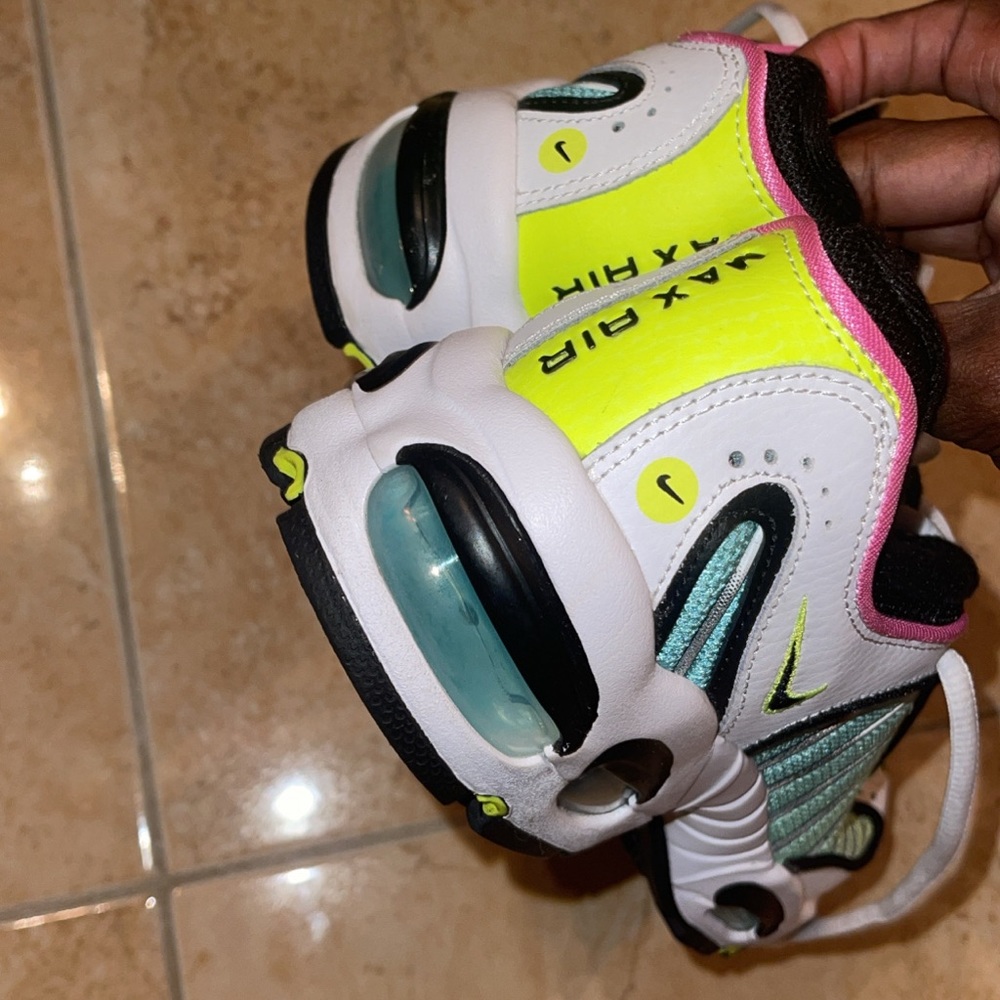Nike shoes